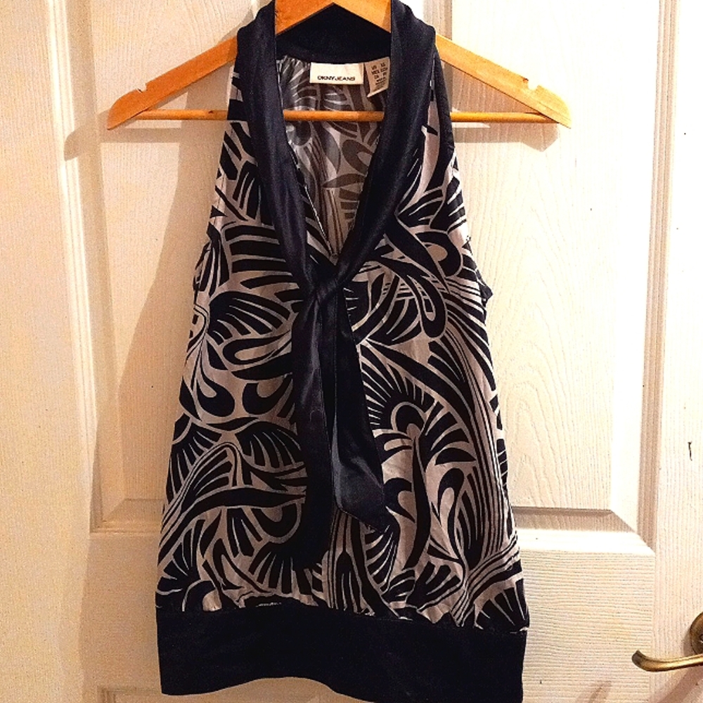 Beautiful beautiful DKNY blouse XS